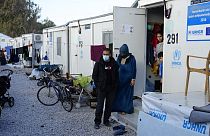Μετανάστες στη δομή Καρά Τεπέ της Λέσβου