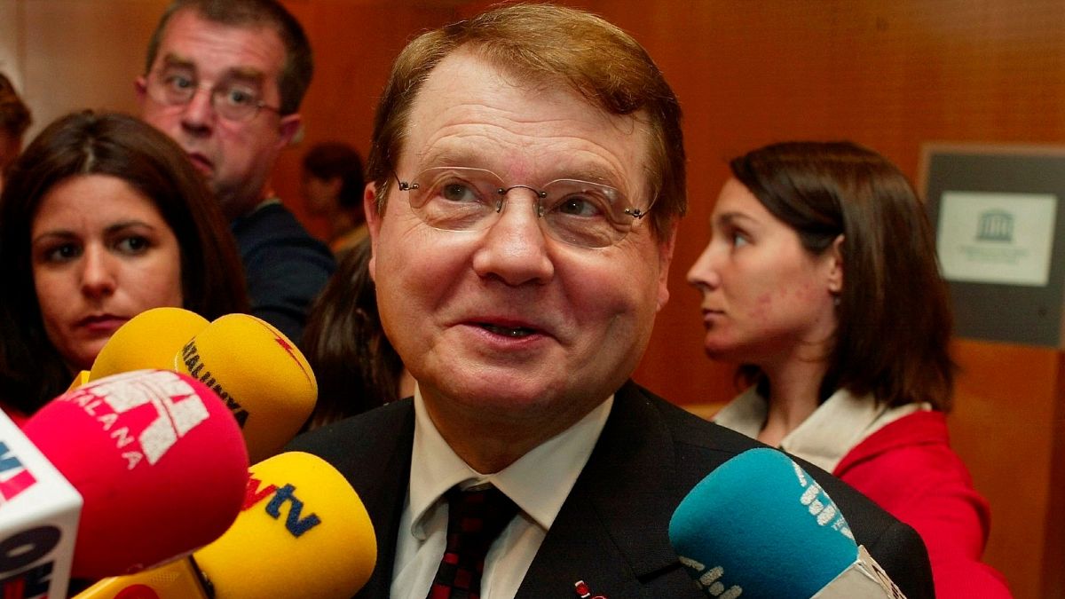 Luc Montagnier  at the first day of an International AIDS Conference in Barcelona, Spain, July 7, 2002.