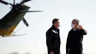Rumäniens Präsident Klaus Johannis und der NATO-Generalsekretär Jens Stoltenberg