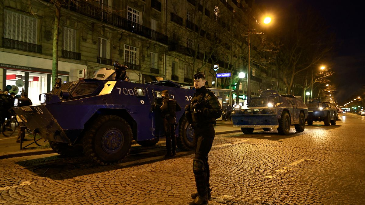 Mozgósították a rendőröket a párizsi szabadságkonvoj miatt
