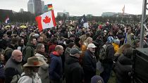 Hundreds at anti-virus rules protest in the Hague