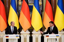 Le chancelier allemand Olaf Scholz et le président ukrainien Volodymyr Zelensky à Kiev le 14 février 2022