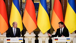 Le chancelier allemand Olaf Scholz et le président ukrainien Volodymyr Zelensky à Kiev le 14 février 2022