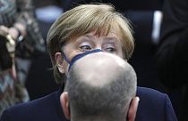 Ein kleiner Klick für einen Regierungschef aber ein großer Schritt in Sachen Kommunikation: Olaf Scholz ist jetzt auf Twitter! Merkel war dort nur über ihren Sprecher.