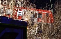 Al menos un muerto en un choque frontal de trenes en Alemania