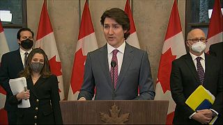 Canadá invoca la Ley de Emergencias para frenar a los antivacunas