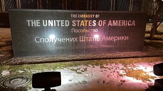 Die US-Botschaft in Kiew ist geschlossen, aber nicht alle US-Amerikaner wollen gehen. 