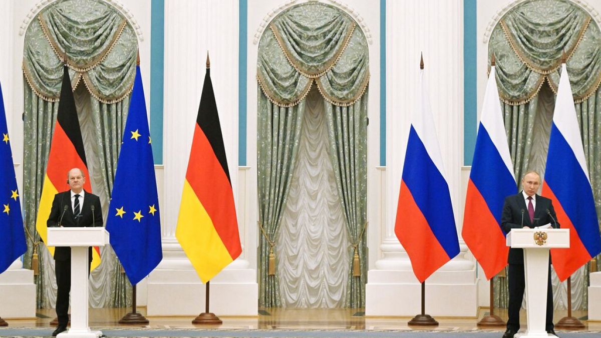 El canciller alemán, Olaf Scholz, y el presidente ruso, Vladímir Putin en el Kremlin, el 15 de febrero de 2022, pocos días antes de comenzar la invasión de Ucrania.