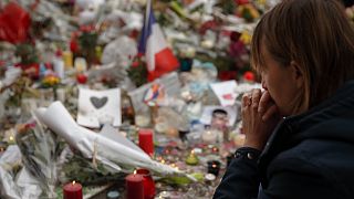 A terrortámadások áldozataira emlékeznek Párizsban, 2015. november 16-án