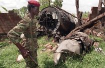 L'avion abattu lors de l'attentat du 6 avril 1994 à Kigali, photo du 23 mai 1994, Rwanda