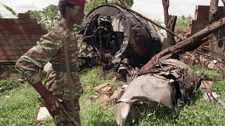 L'avion abattu lors de l'attentat du 6 avril 1994 à Kigali, photo du 23 mai 1994, Rwanda