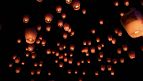 Molten iron show lights up night sky in Beijing for Lantern festival
