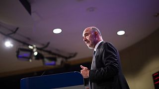 Pierre Moscovici lors d'une conférence de presse au siège de la Commission européenne à Bruxelles, le 7 novembre 2019.