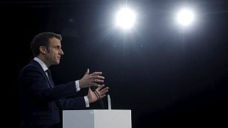 Macron reclama "una visión europea de la conquista del espacio"
