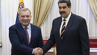 El viceprimer ministro de Rusia, Yuri Borisov y el presidente de Venezuela, Nicolás Maduro, 17/2/2022, Caracas, Venezuela