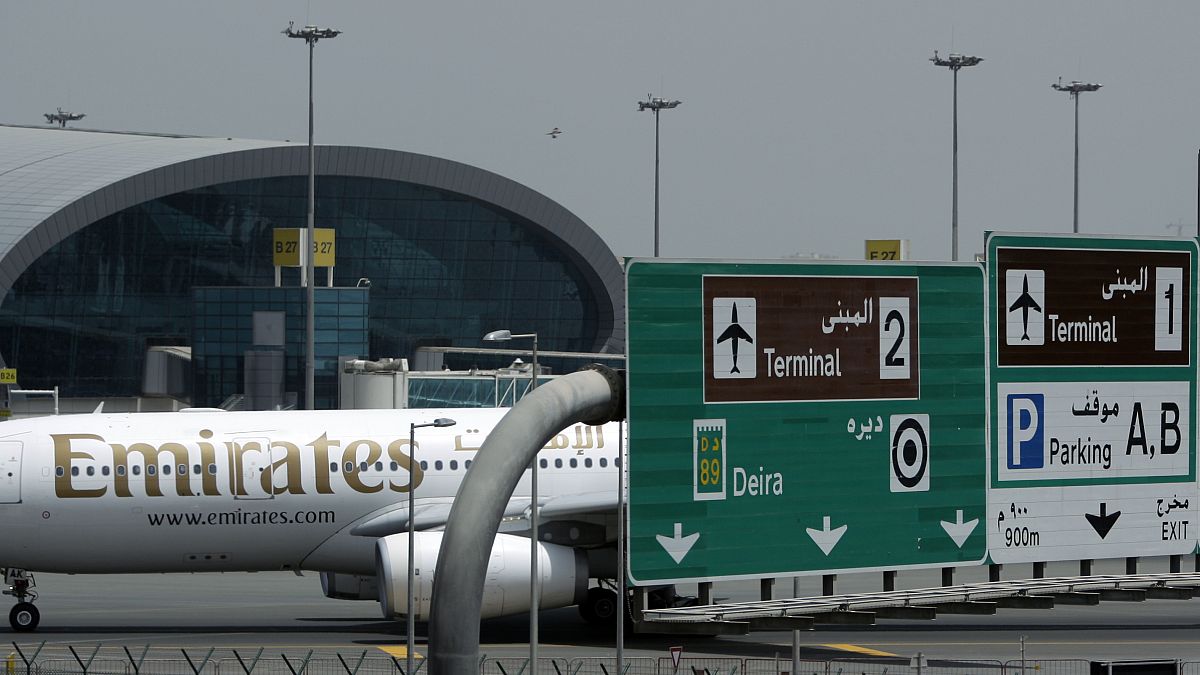 طيران الإمارات في مطار دبي الدولي، الإمارات العربية المتحدة.