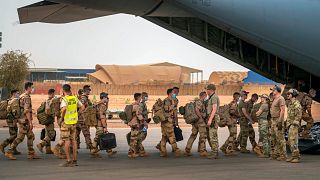 Soldados da força francesa "Barkhane" deixam a base de Gao, no Mali