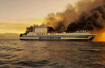 Yunanistan açıklarından yangın çıkan İtalyan gemisi