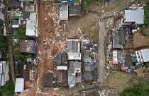 Brasile, si continua a scavare in cerca di corpi dopo l'alluvione di Petropolis