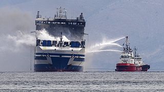 Le ferry au large de Corfou, photo du 20 février 2022