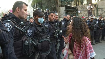 Israeli police scatter Palestinian protesters in Jerusalem