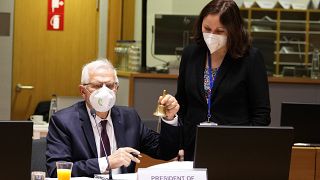 Der EU-Außenbeauftragte Borrell eröffnet die Sitzung in Brüssel