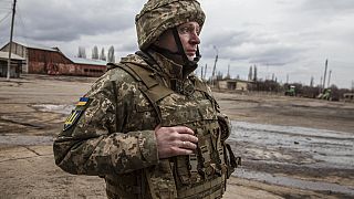 Ουκρανός στρατιώτης στην περιοχή του Λουγκάνσκ