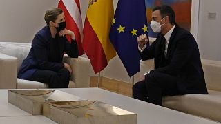 İspanya Başbakanı Pedro Sanchez, Danimarkalı mevkidaşı Mette Frederiksen'le Madrid'de bir araya geldi