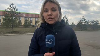 Gli sfollati del Donabass parlano davanti alla telecamera di Euronews