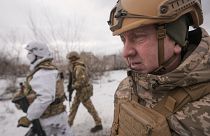 General ucraniano de visita à linha da frente do conflito na região de Donetsk
