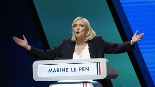 A radikális jobboldali Marine Le Pen kampánybeszéde Reims-ben