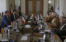 L'incontro tra i ministri degli Esteri di Iran e Oman a Teheran