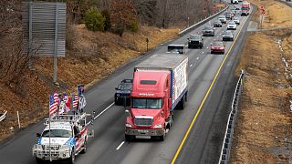 "قافلة الحرية" الرافضة للقيود الصحية تنطلق نحو واشنطن.