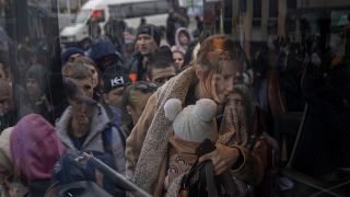 Ucrania califica de "inmoral" la propuesta de corredores humanitarios de Rusia