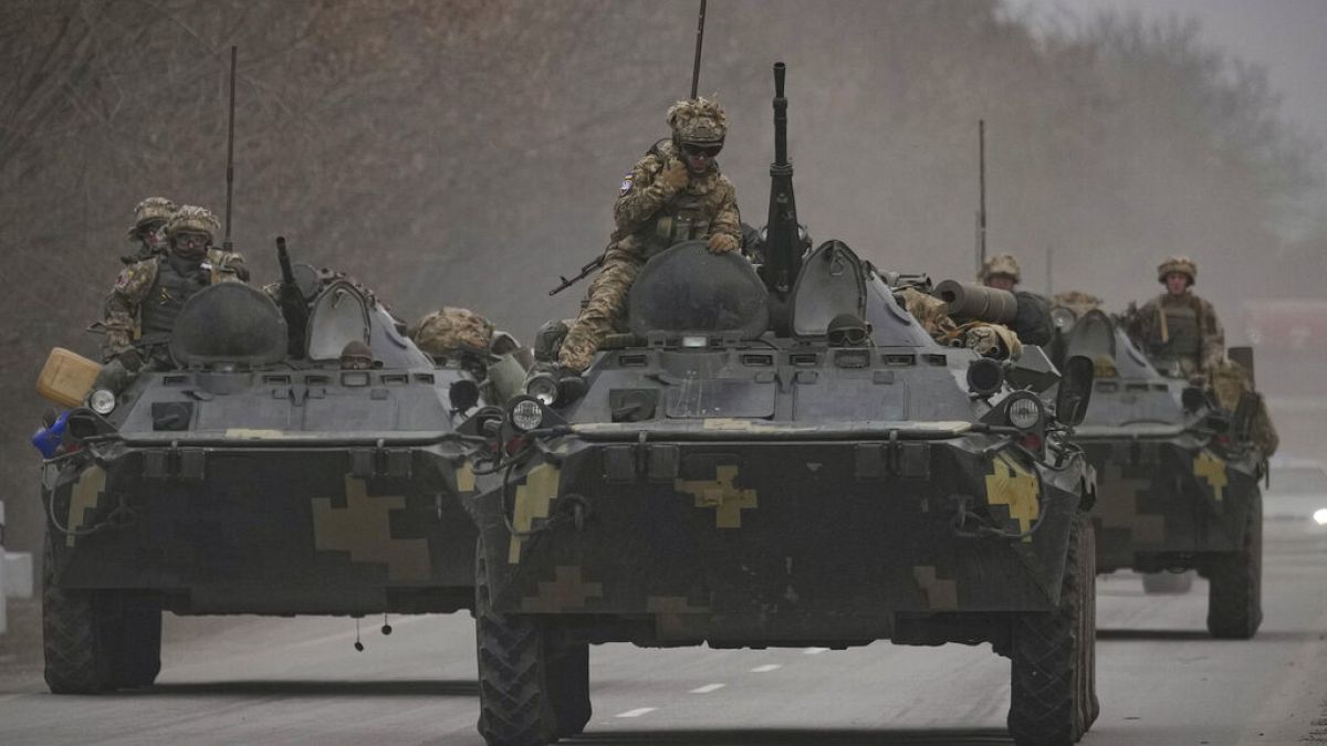 Donetsk bölgesindeki Ukrayna askerleri