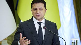 Президент Украины объявил о разрыве дипотношений с Россией
