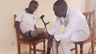 Des prothèses orthopédiques "made in Burundi"