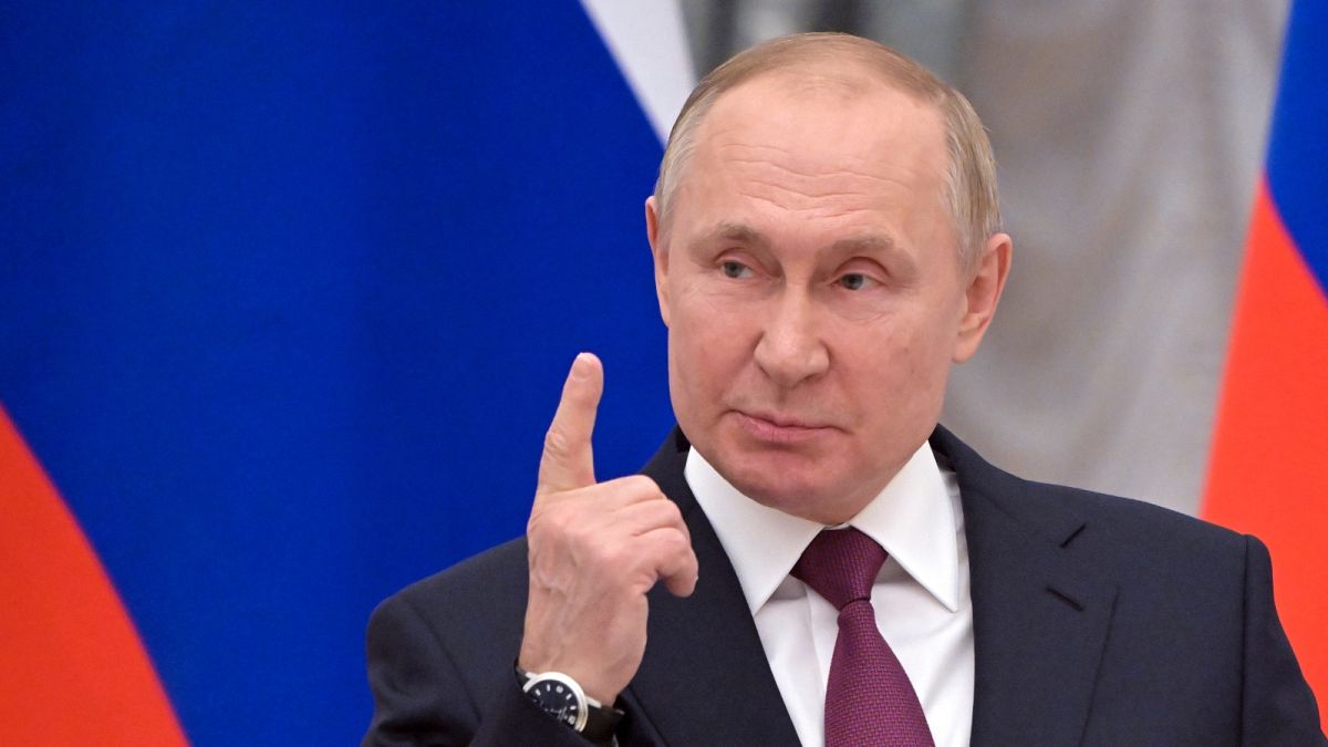 Vlagyimir Putyin a német kancellárt figyelmezteti 2022. február 15-én