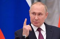 Vlagyimir Putyin a német kancellárt figyelmezteti 2022. február 15-én