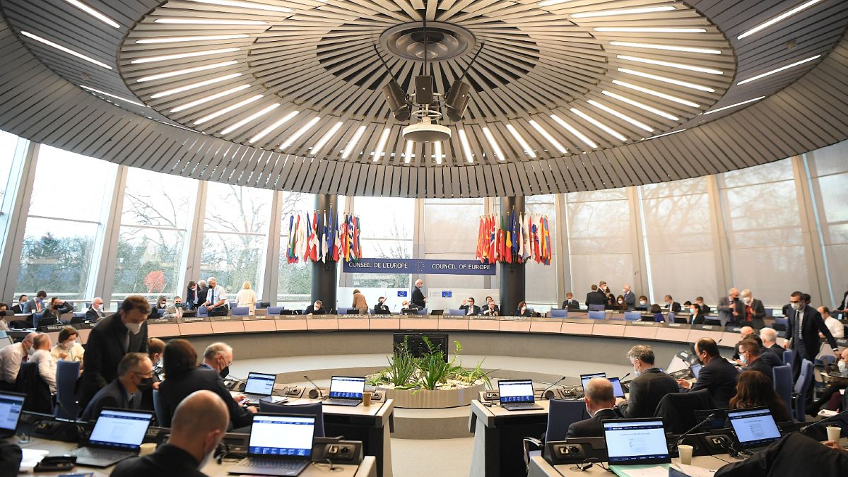 إجتماع مجلس أوروبا في ستراسبورغ بشرق فرنسا في 24 فبراير 2022.