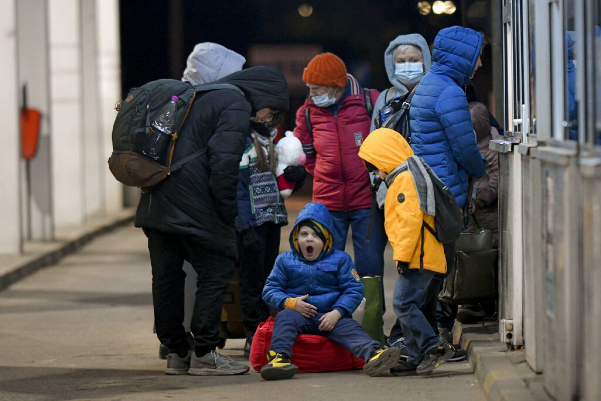 Ukraine War: More Than Half A Million Refugees Have Fled In Just Over ...