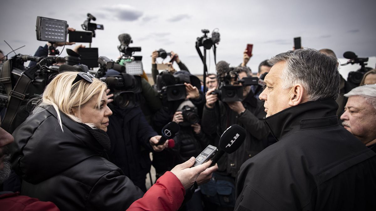 Orosz hadművelet - Orbán Viktor a beregsurányi határállomáson  