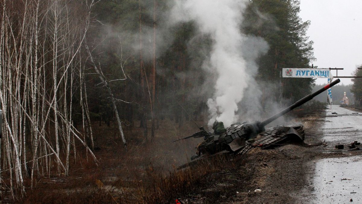Kilőtt orosz tank Luhanszk régióban 2022. 02. 26-án