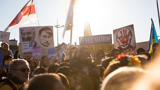 Митинг против вторжения России на Украину в Лионе, Франция. 