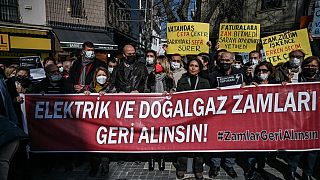 Türkiye'de yapılan zamlar Kadıköy'de protesto edildi (Arşiv)