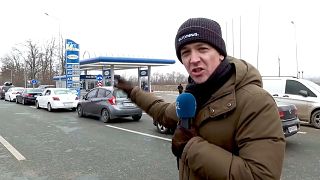 Húsz kilométeres kocsisor az ukrán-román határon