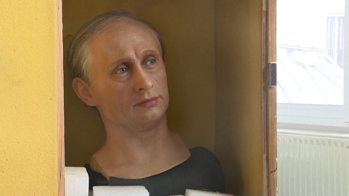 Head of Vladimir Putin in the box.