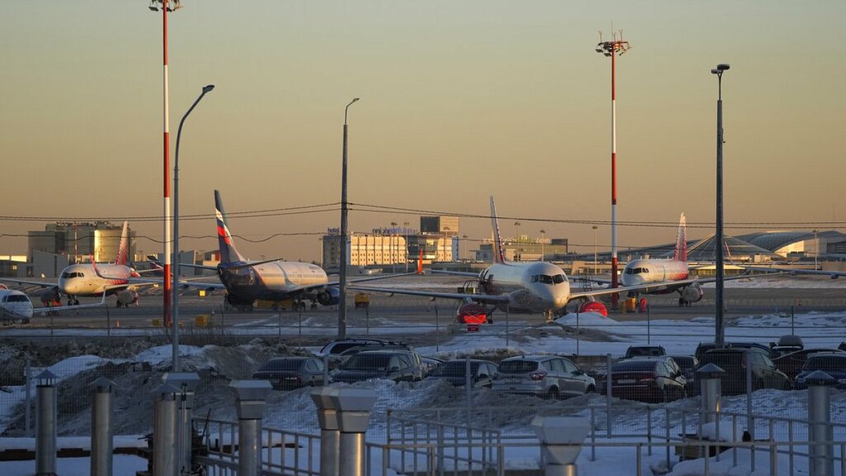 Aeroflot cancela voos internacionais exceto com Bielorrússia 