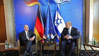 المستشار الألماني أولاف شولتس يلتقي برئيس الوزراء الإسرائيلي نفتالي بينيت في فندق الملك ديفيد في القدس، 2 مارس 2022