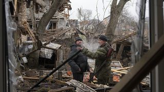 Разрушенные жилые дома в населенном пункте Горенка под Киевом.
